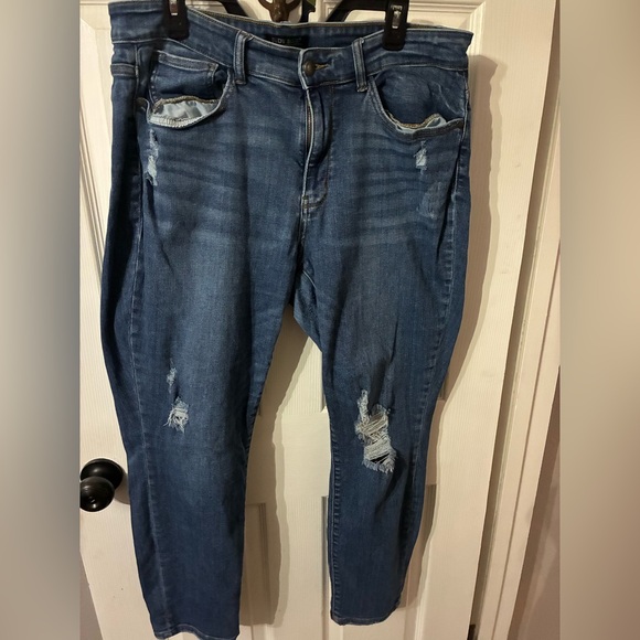 Judy Blue Denim - Judy Blue Women’s Distressed Jeans